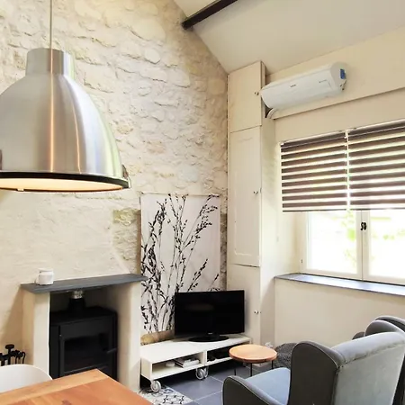 Domaine Chateau La Mothaye-self Catering Gites- Shared Pool- Loire Valley Дом отдыха *