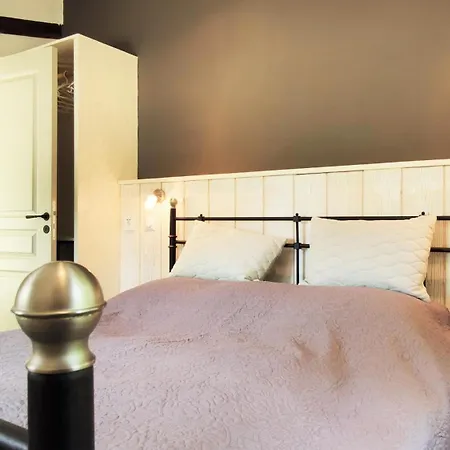 Domaine Chateau La Mothaye-self Catering Gites- Shared Pool- Loire Valley * Les Bois-d'Anjou